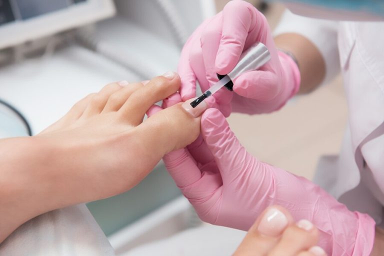 Techniken des Professionellen Pediküres bei Studio Mon Lis in München