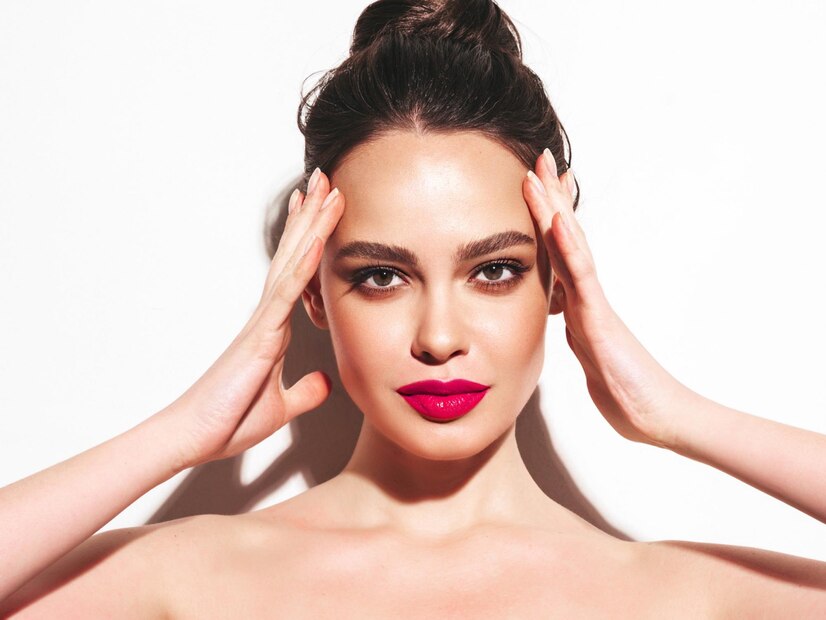 Achieving Voluminous Eyebrows at Studio Mon Lis in Munich