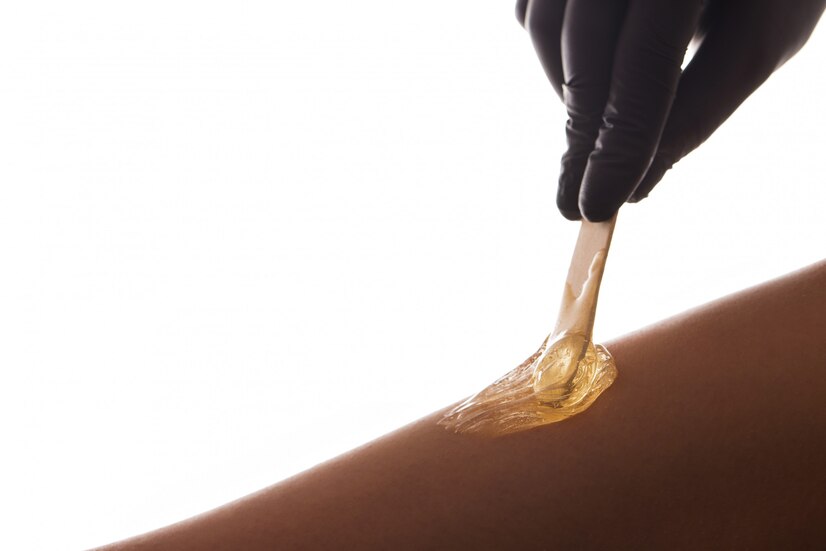 Vorbereitung auf die Sommerzeit: Sugaring oder Waxing