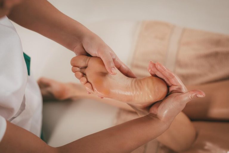 Reflexzonenmassage: Die Heilkraft der Fußreflexzonen