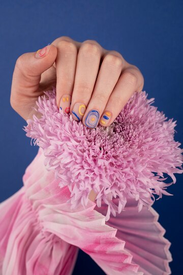 Exclusive Manicure Services for Special Occasions at MONLIS
