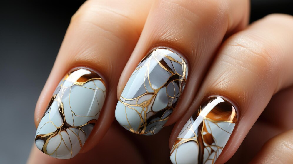 Marble Effect: A Unique and Luxurious Manicure Experience