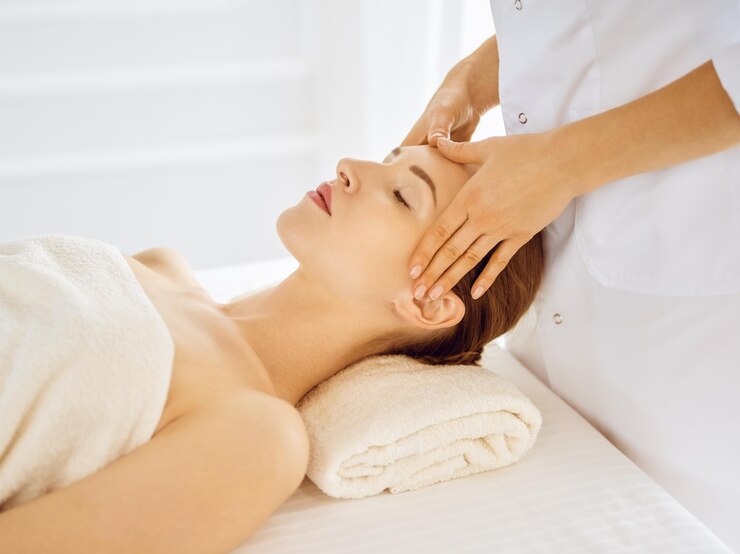 Facial Massage as an Alternative to Anti-Aging Cosmetics