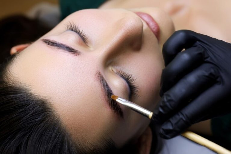 Best Products for Eyebrow Care After Shaping