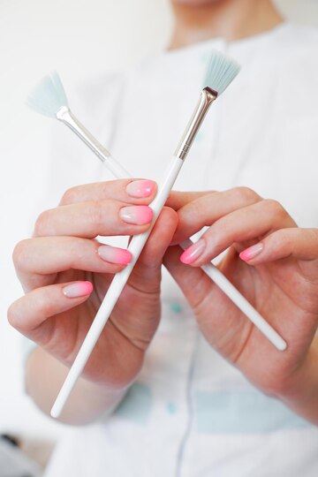 Ombre Nails: How to Achieve the Perfect Gradient