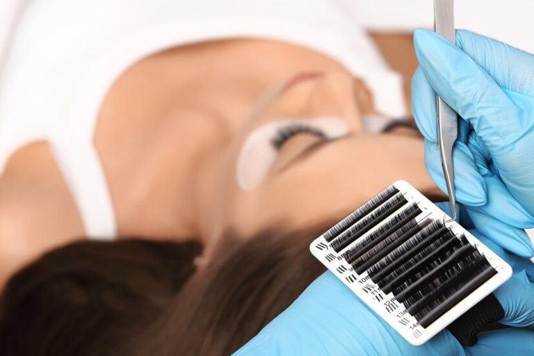 Top 5 Eyelash Extension Mistakes and How to Avoid Them