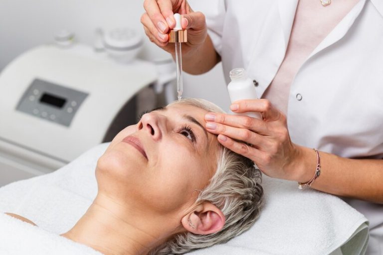 Anti-Age Therapy: How Acids Help Fight Wrinkles