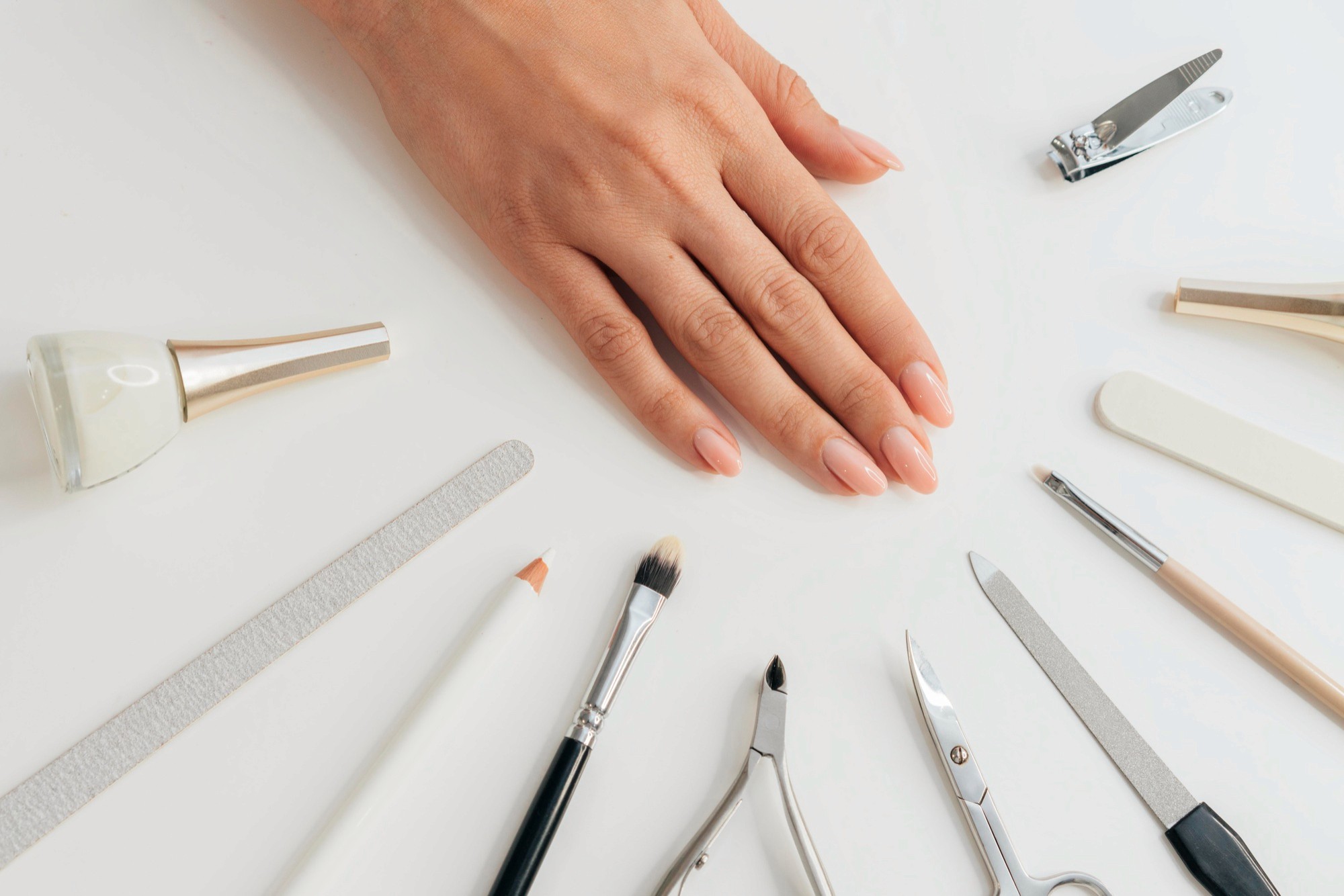 Nail Strengthening vs. Nail Extensions – What’s the Difference?