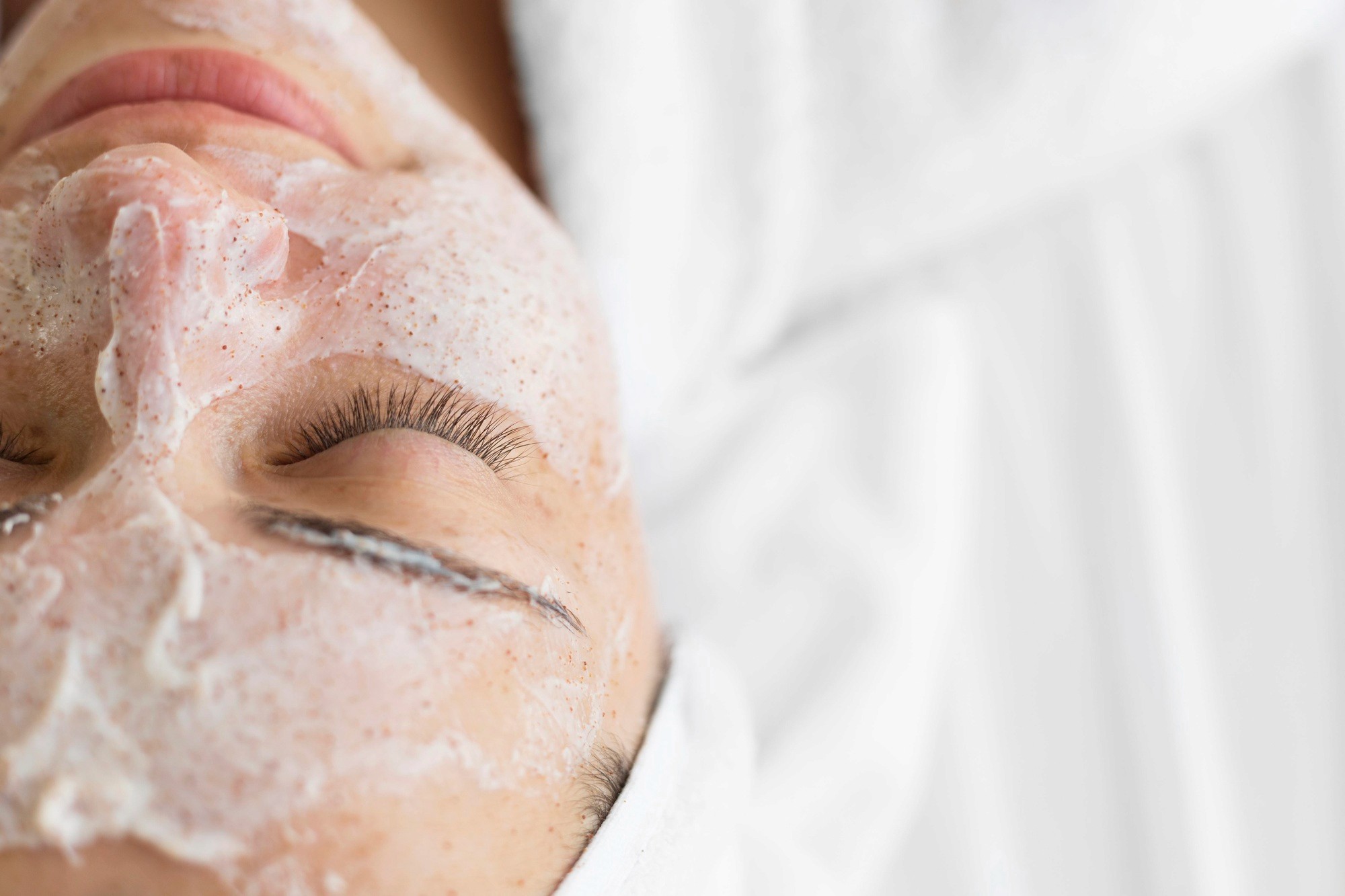How Long Does the Effect of a Facial Cleansing Last?