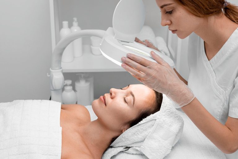 Facial Cleansing Before an Important Event – Safe or Risky?
