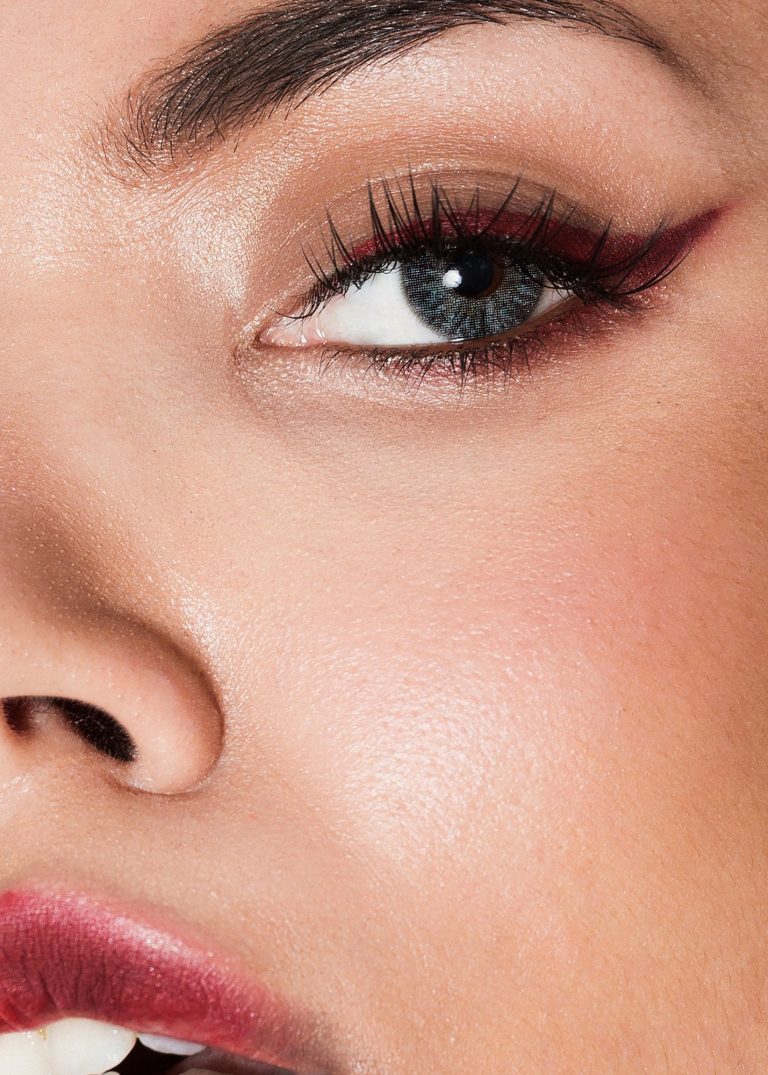 Was tun, wenn sich verlängerte Wimpern kräuseln? – MONLIS Studio