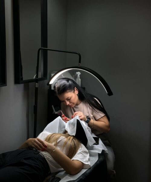 Наращивание ресниц Karlstraße