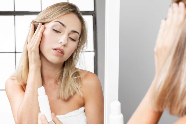 How to Properly Wash Your Face With Eyelash Extensions