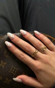 МАНИКЮР Karlstraße