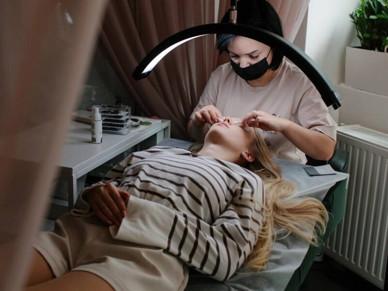 Klassische Wimpernverlängerung