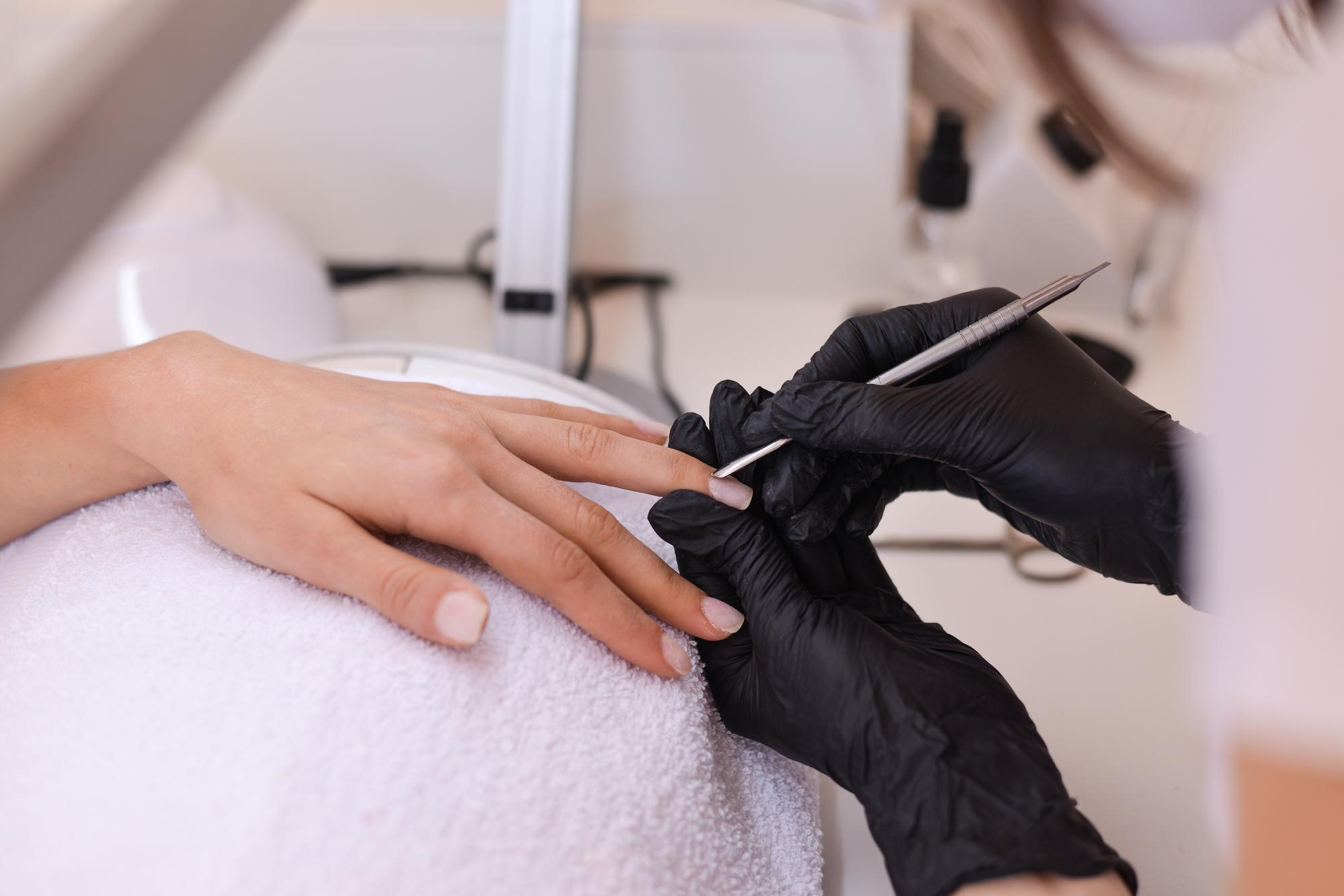 Маникюр как уход за ногтями, а не только эстетика