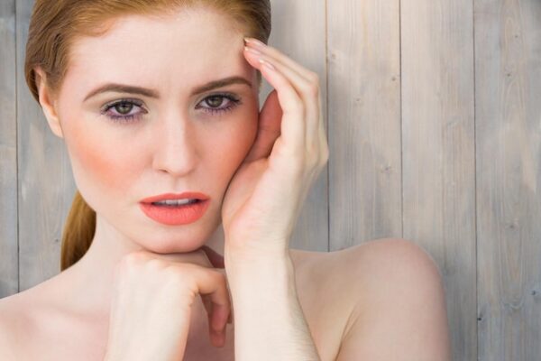 Как убрать тёмные круги под глазами: что реально помогает